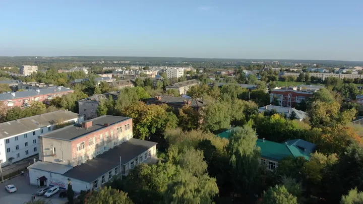 Панорамный аэровид Владимира над городской застройкой