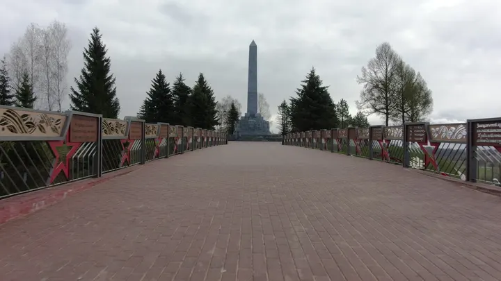 Обелиск освободителям Ржева на Соборной горе над Волгой