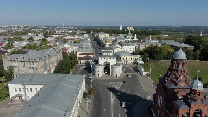 Золотые ворота во Владимире с высоты