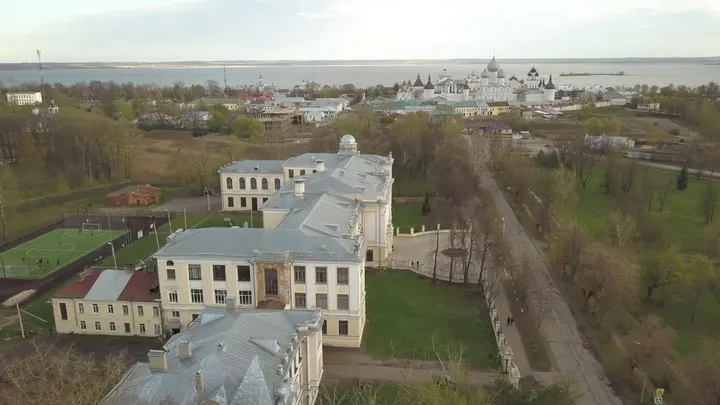 Ростов великий: Ростов Великий с высоты: панорама исторической застройки