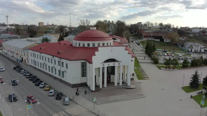 Волоколамск: Волоколамский районный дом культуры с высоты