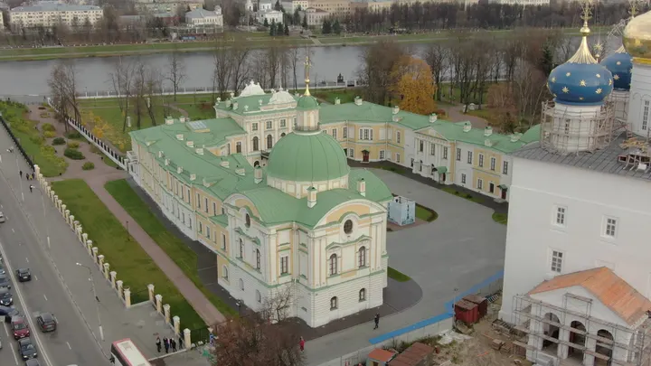 Тверь: Тверской императорский путевой дворец с высоты