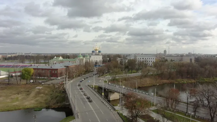 Тверь: Спасо-Преображенский кафедральный собор с высоты