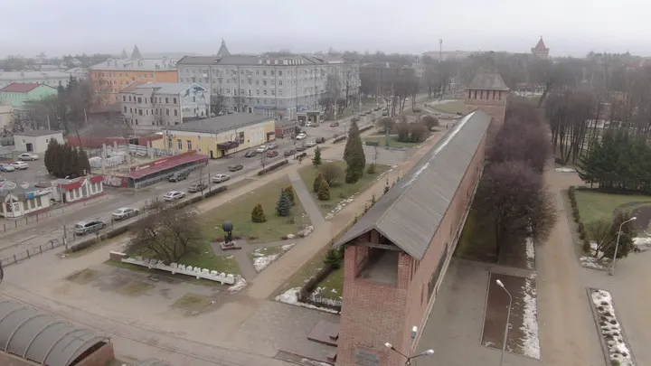 Смоленск с высоты: Громовая башня Смоленской крепостной стены