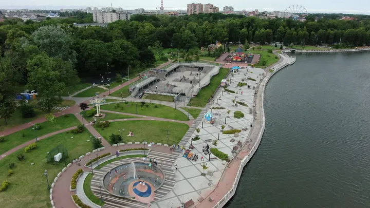 Калининград: набережная и парк аттракционов с высоты