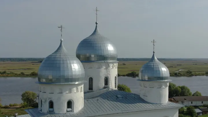 Великий Новгород: Свято-Юрьев монастырь