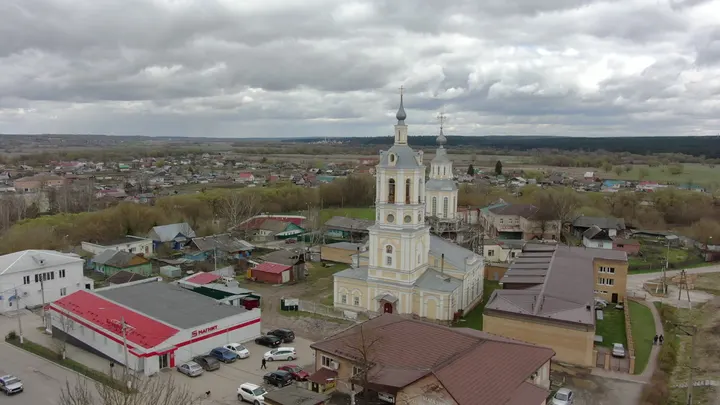 Козельск с высоты: Благовещенский собор и городская панорама