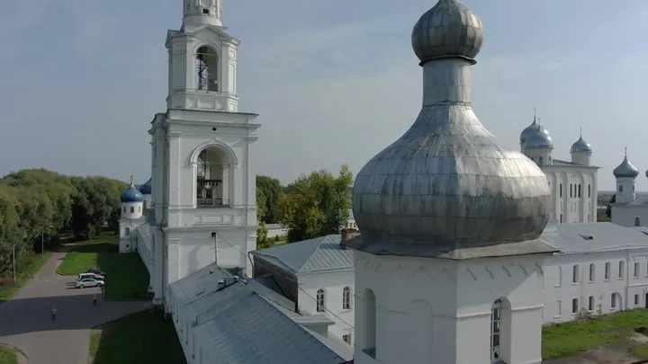 Великий Новгород, Свято-Юрьев монастырь с колокольней