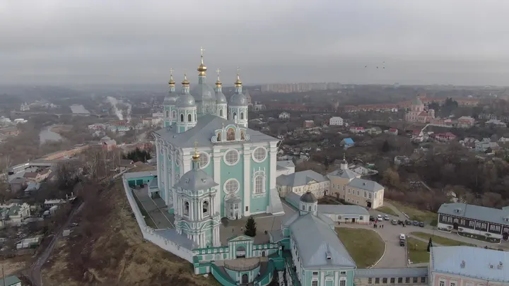 Смоленск: Успенский кафедральный собор с высоты