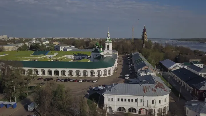 Кострома: Свято-Троицкий Ипатьевский монастырь с высоты