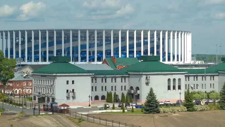Стадион «Нижний Новгород» и городская улица