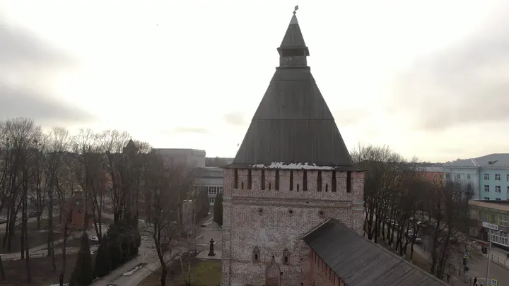 Крепостная башня с воздуха в Смоленске
