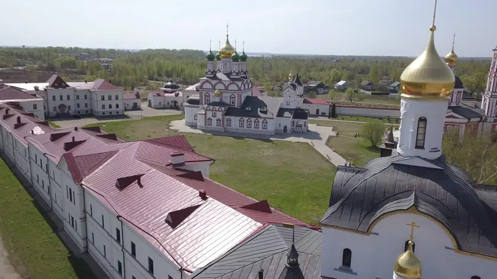 Ростов великий: Спасо-Яковлевский Димитриев монастырь в Ростове Великом с высоты