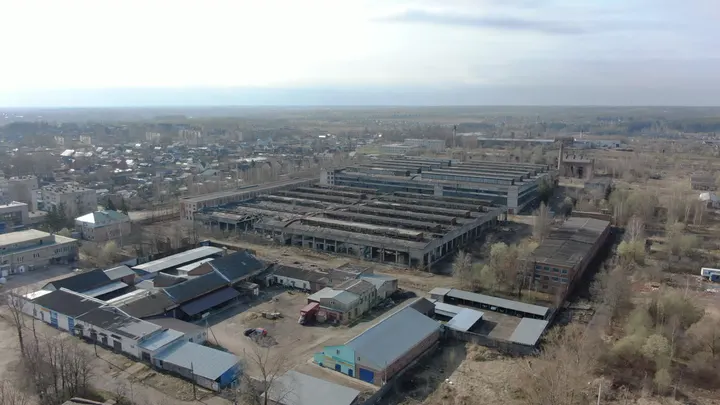 Вязьма с высоты: промышленный район и городская панорама