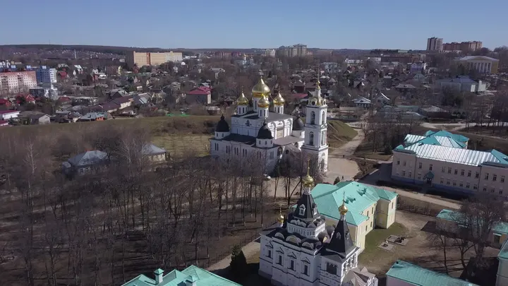 Дмитров: Успенский кафедральный собор с высоты