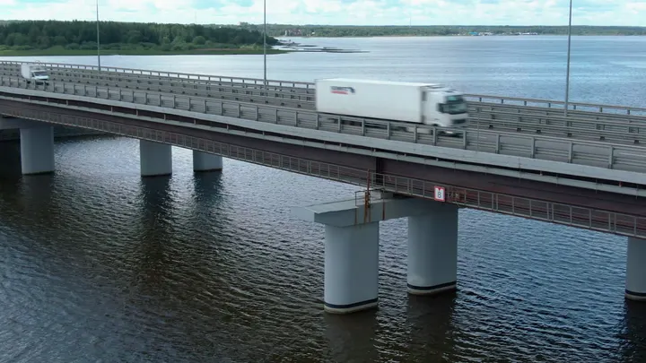Трасса М11: Мост трассы М-11 через Иваньковское водохранилище
